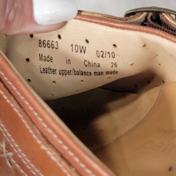 CLARKS Unstructured Womens 10 Tan Leather Slip On Comfort Clogs Mules Boho Comfy - Picture 3 of 13